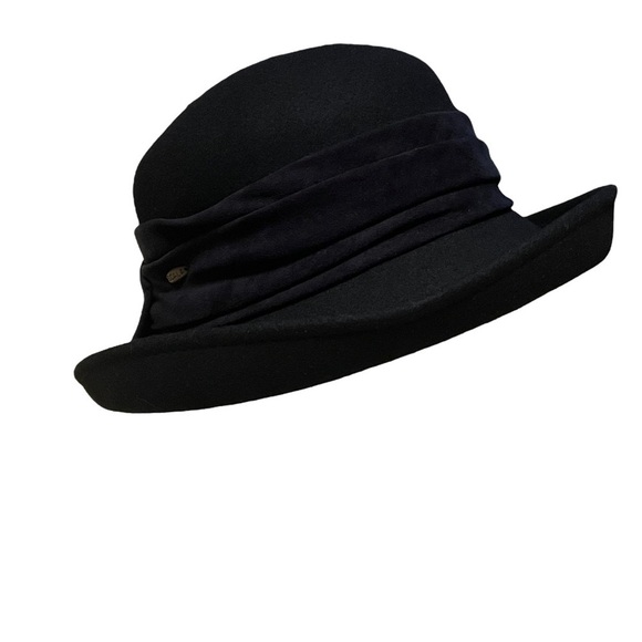 Scala Collection Wool Black Cloche Hat - 22 1/4" - Hat Sz 7 1/8 - Picture 5 of 11